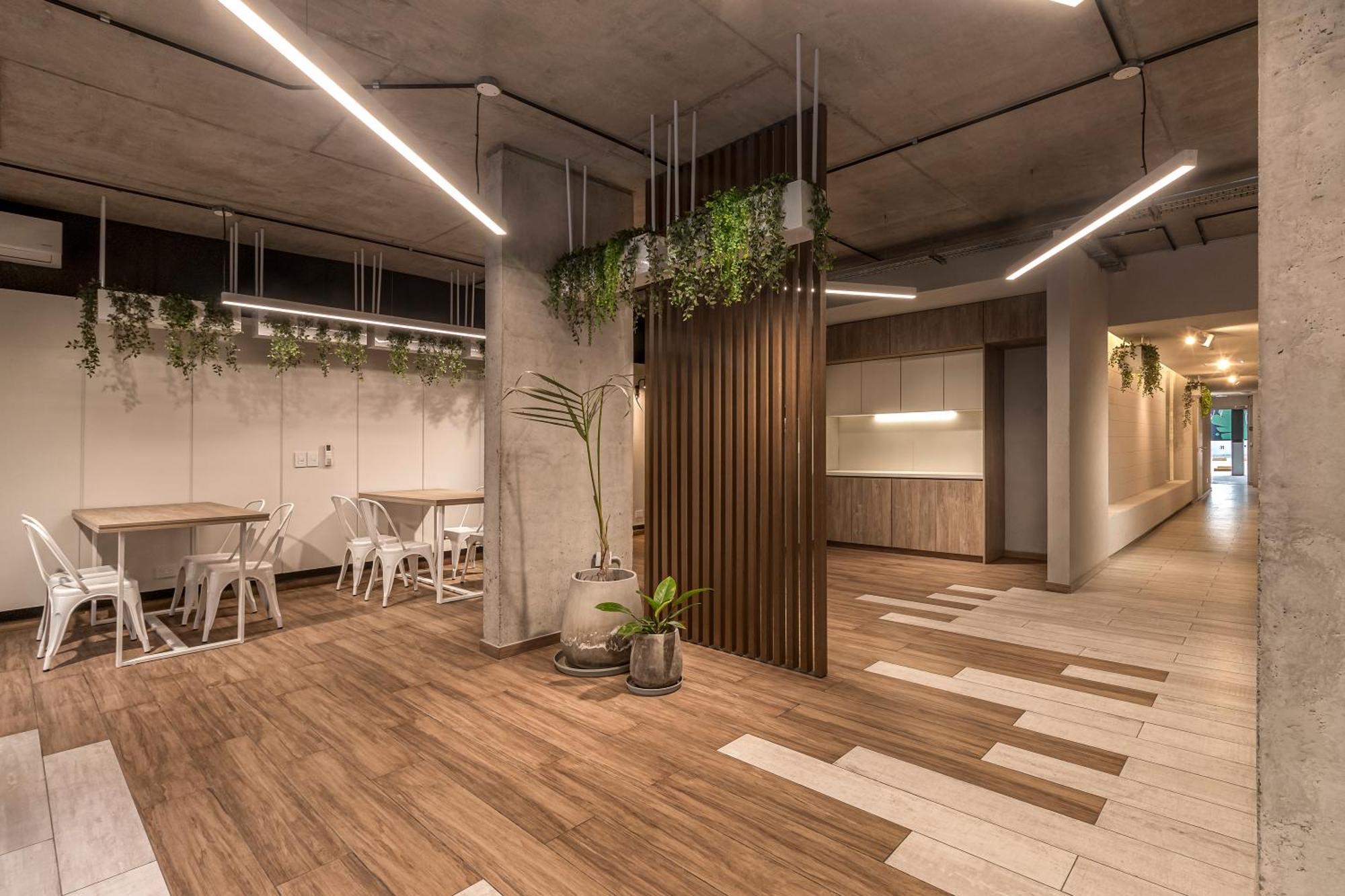Hol Saenz Pena Apartamento